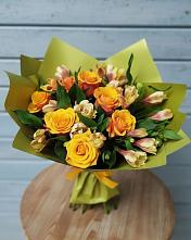 Букет цветов из:  Альстромерии и Розы #REPLACE_PRED# Осоргино