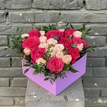 Цветочная композиция из Розы в коробке в Осоргино