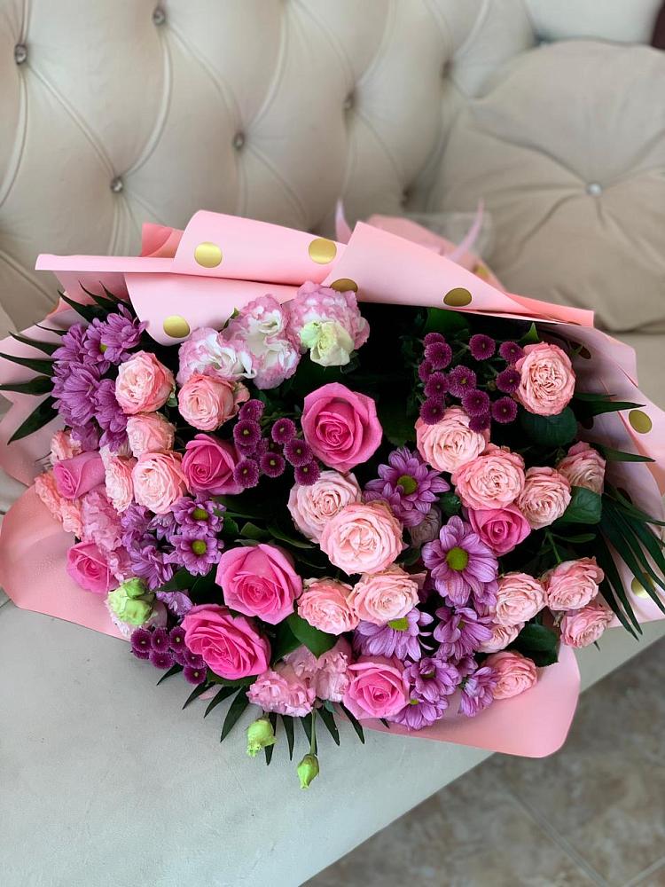 Букет цветов из: Хризантемы, Розы и Лизиантусы в Осоргино