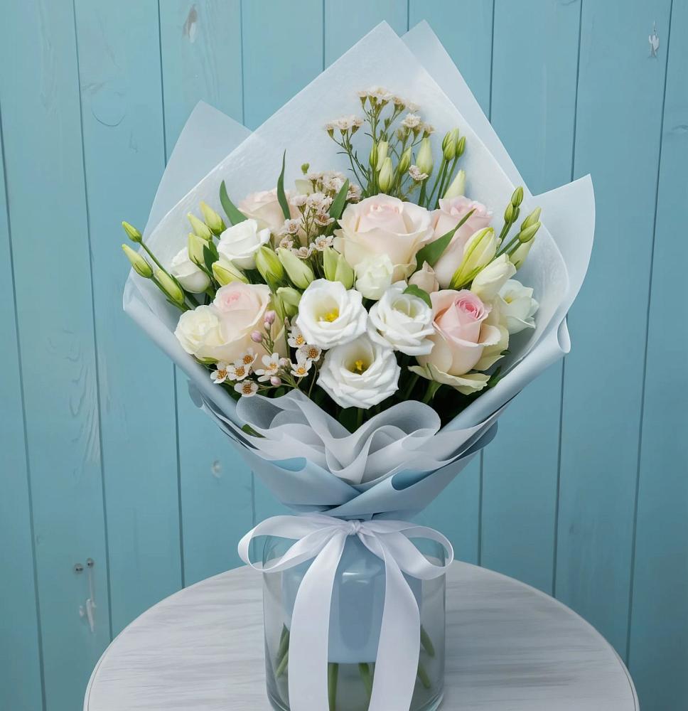 Букет цветов из: Розы и Лизиантусы в Осоргино