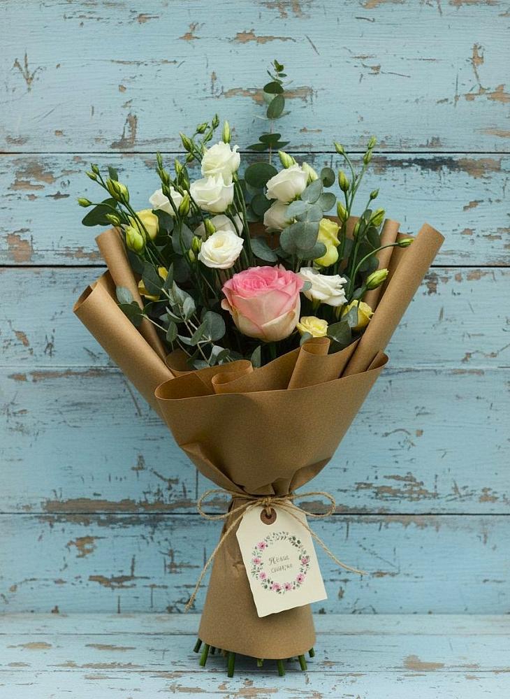 Букет цветов из: Розы и Лизиантусы в Осоргино