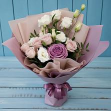 Букет цветов из:  Розы и Лизиантусы в Осоргино