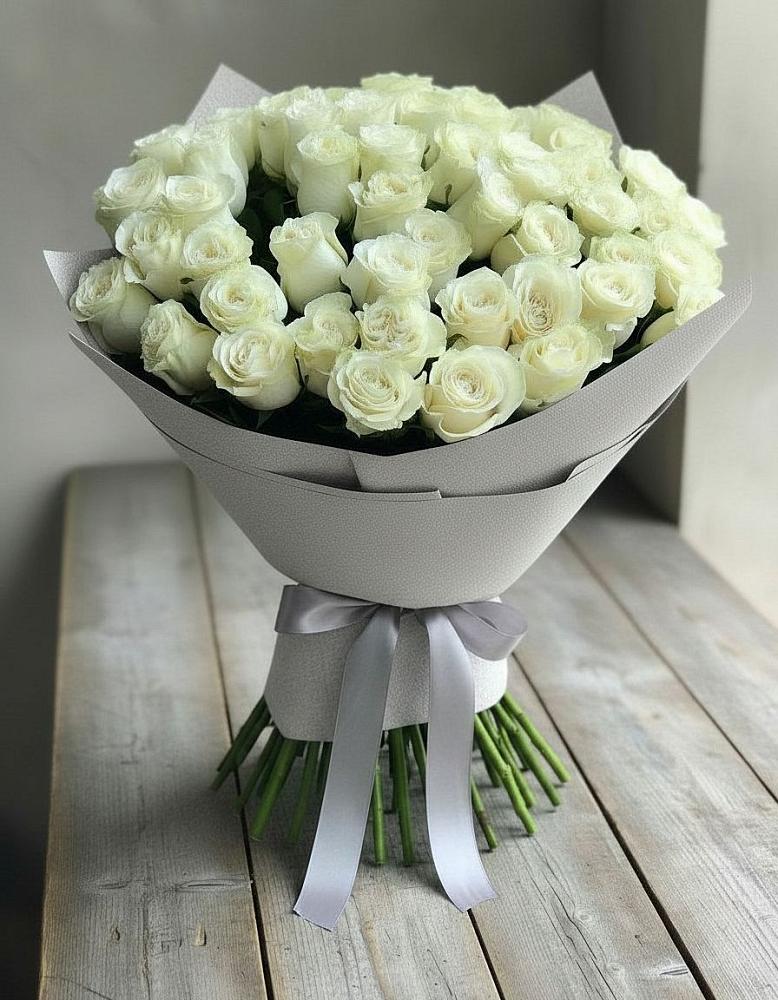Букет 35 Белых роз в Осоргино