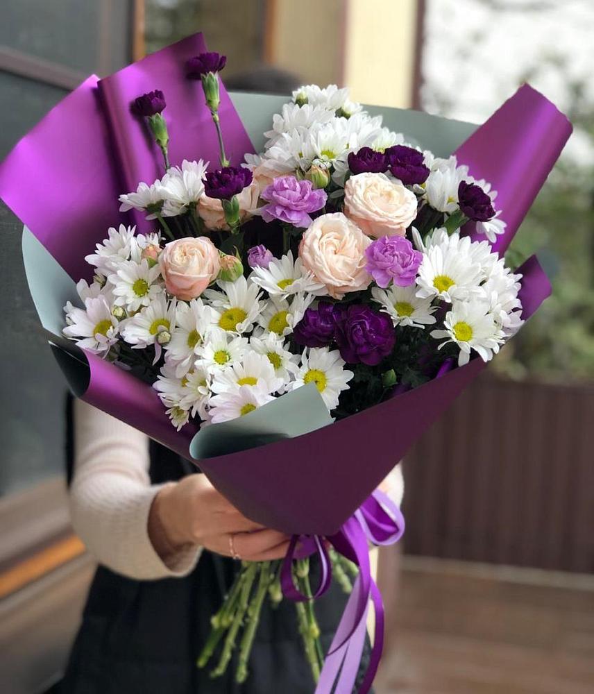 Букет цветов из: Хризантемы, Гвоздики и Розы в Осоргино