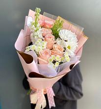 Букет цветов из:  Хризантемы и Розы в Осоргино