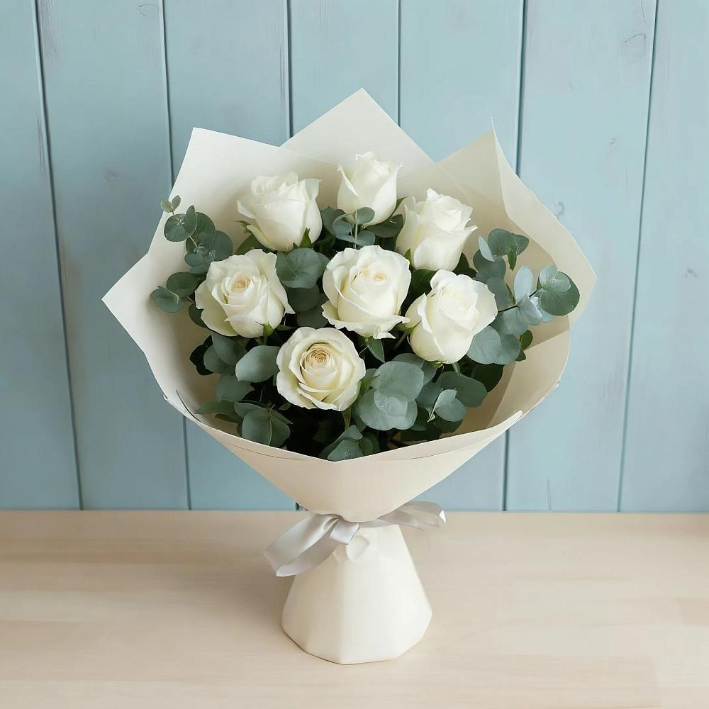 Букет Белые розы в Эвкалипте в Осоргино