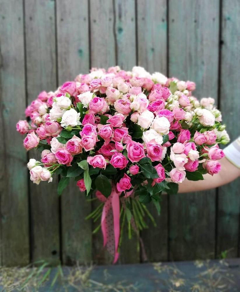 Букет Розовые кустовые розы Натали и Лав Лидия в Осоргино