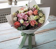 Букет цветов из:  Розы, Лизиантусы и Гвоздики #REPLACE_PRED# Осоргино