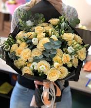 Букет цветов из:  Розы и Лизиантусы #REPLACE_PRED# Осоргино